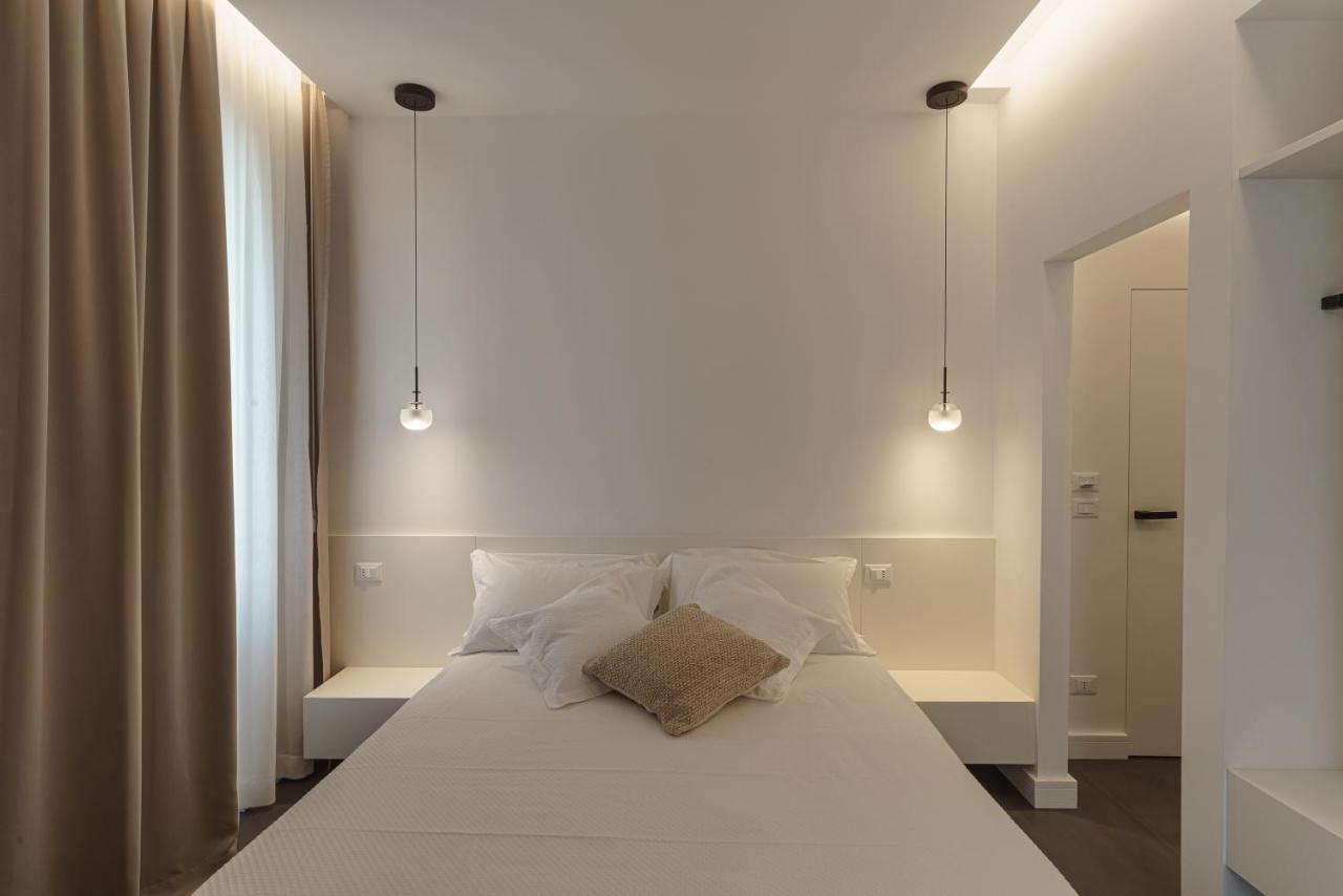 B&B Nel Blu Dipinto Di Blu Полиньяно-а-Маре Экстерьер фото